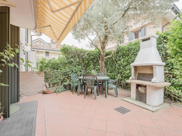 casa indipendente in vendita a Padova in zona Mandria