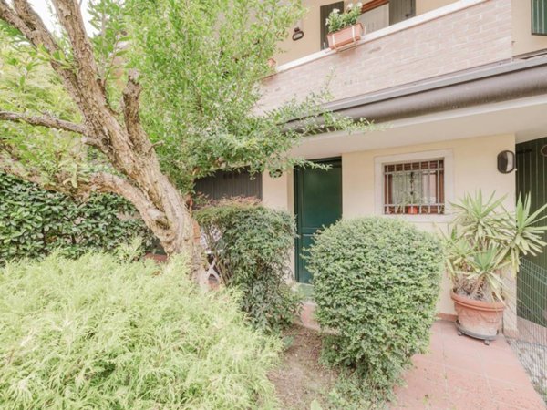 casa indipendente in vendita a Padova in zona Mandria