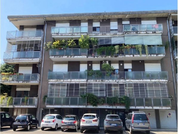 negozio in vendita a Padova in zona Arcella