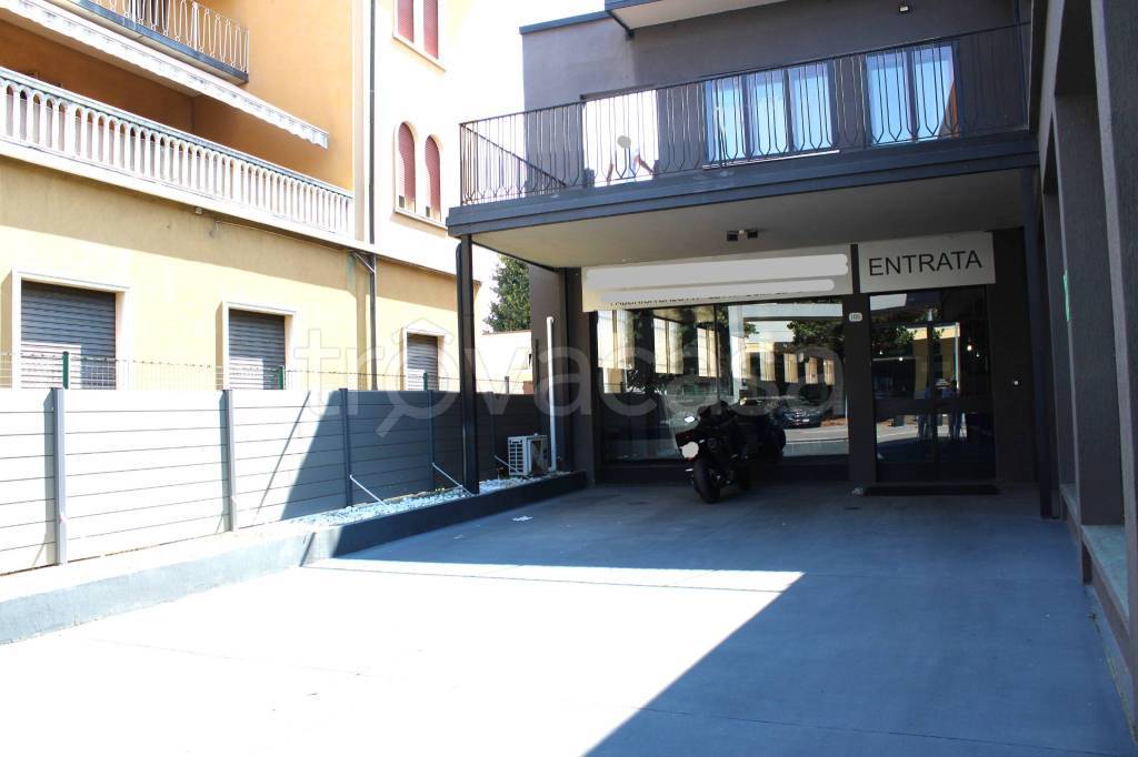 negozio in vendita a Padova in zona Pontevigodarzere