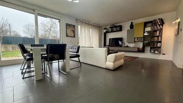 casa indipendente in vendita a Padova in zona Brentelle