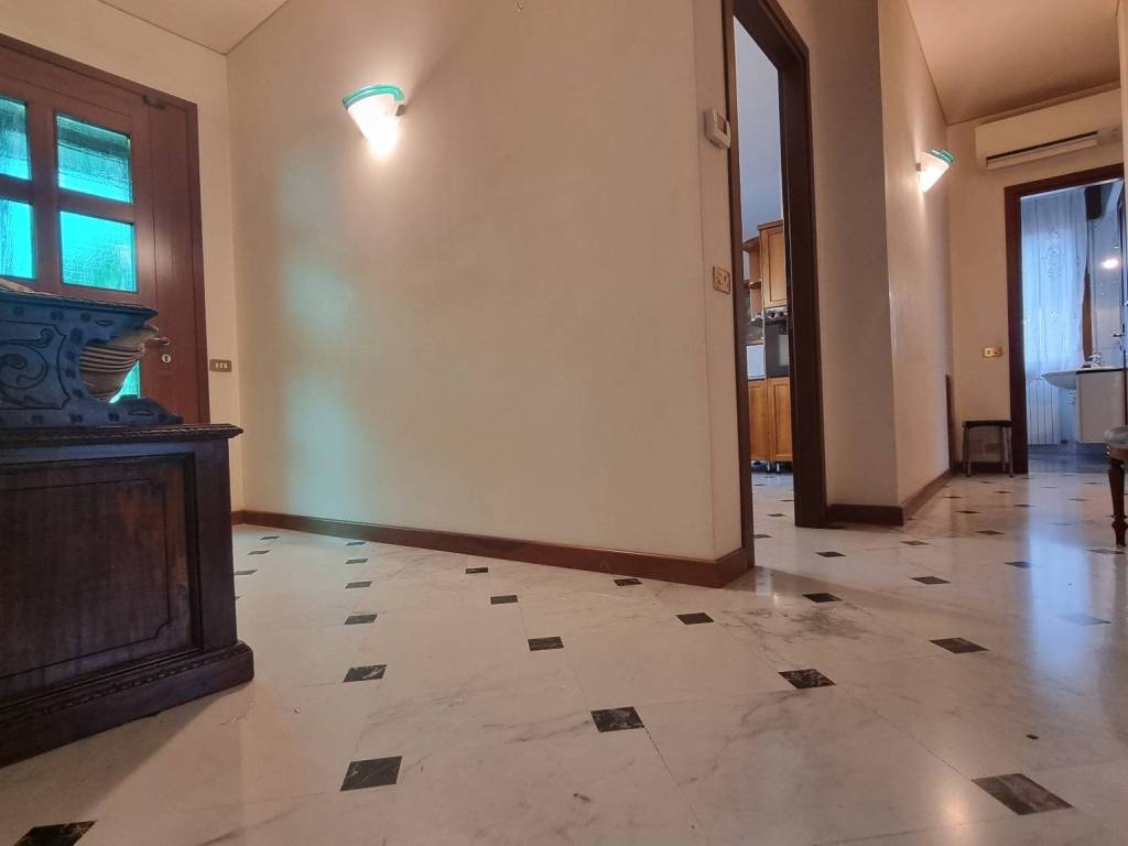 casa indipendente in vendita a Padova in zona Arcella