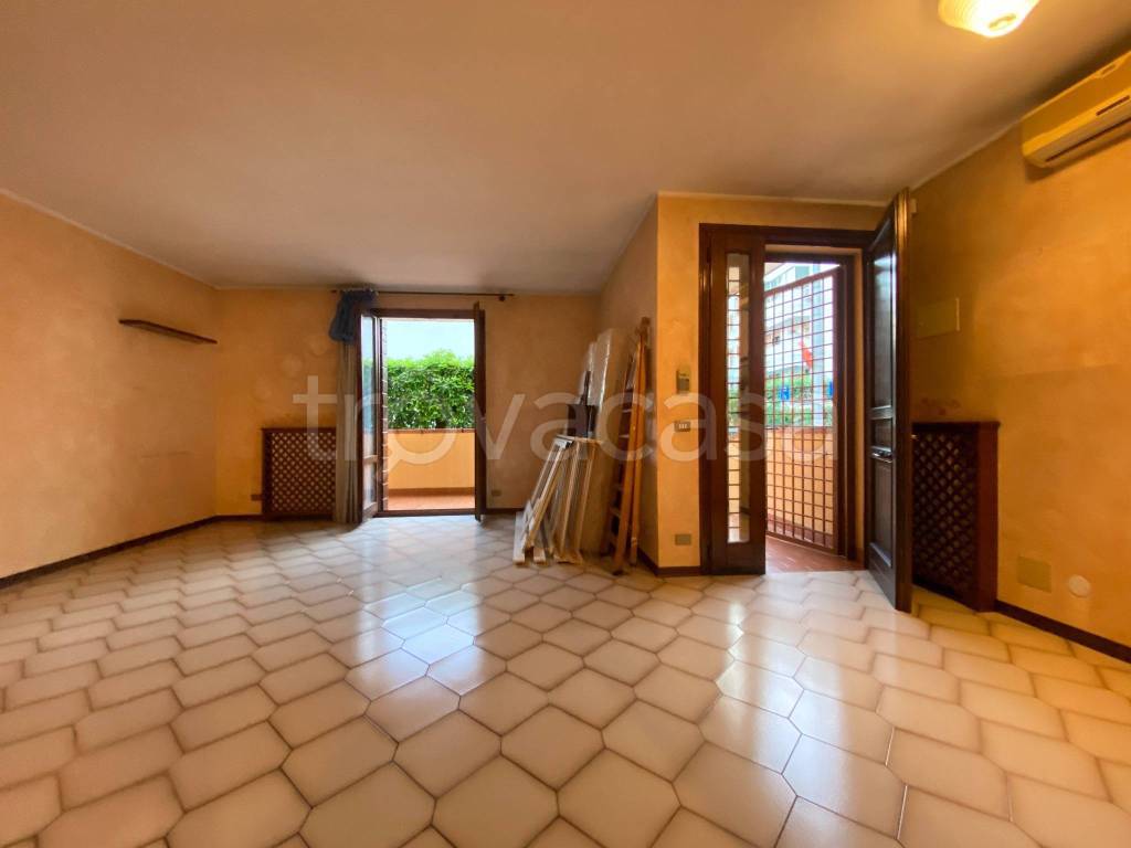 casa indipendente in vendita a Padova in zona Arcella