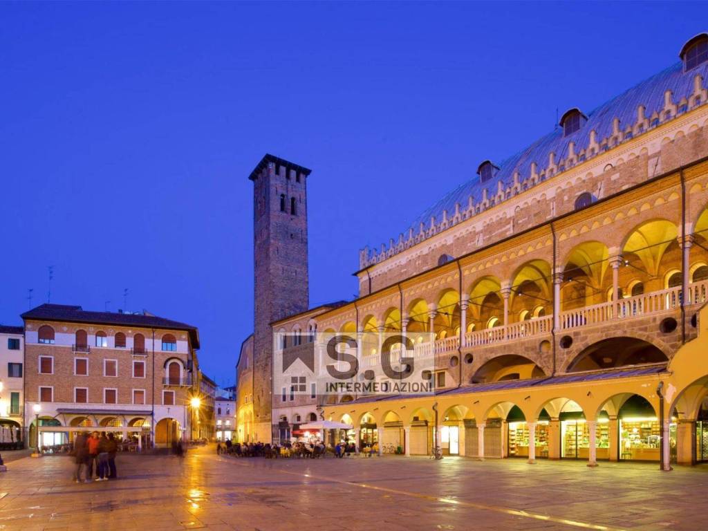 intera palazzina in vendita a Padova in zona Santa Croce