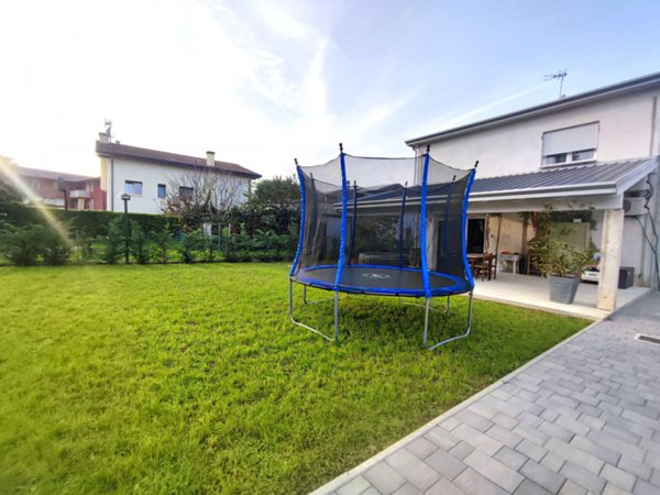 casa indipendente in vendita a Padova in zona Montà