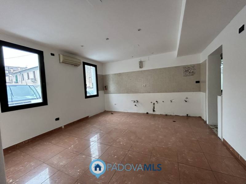 casa indipendente in vendita a Padova in zona Ponte di Brenta