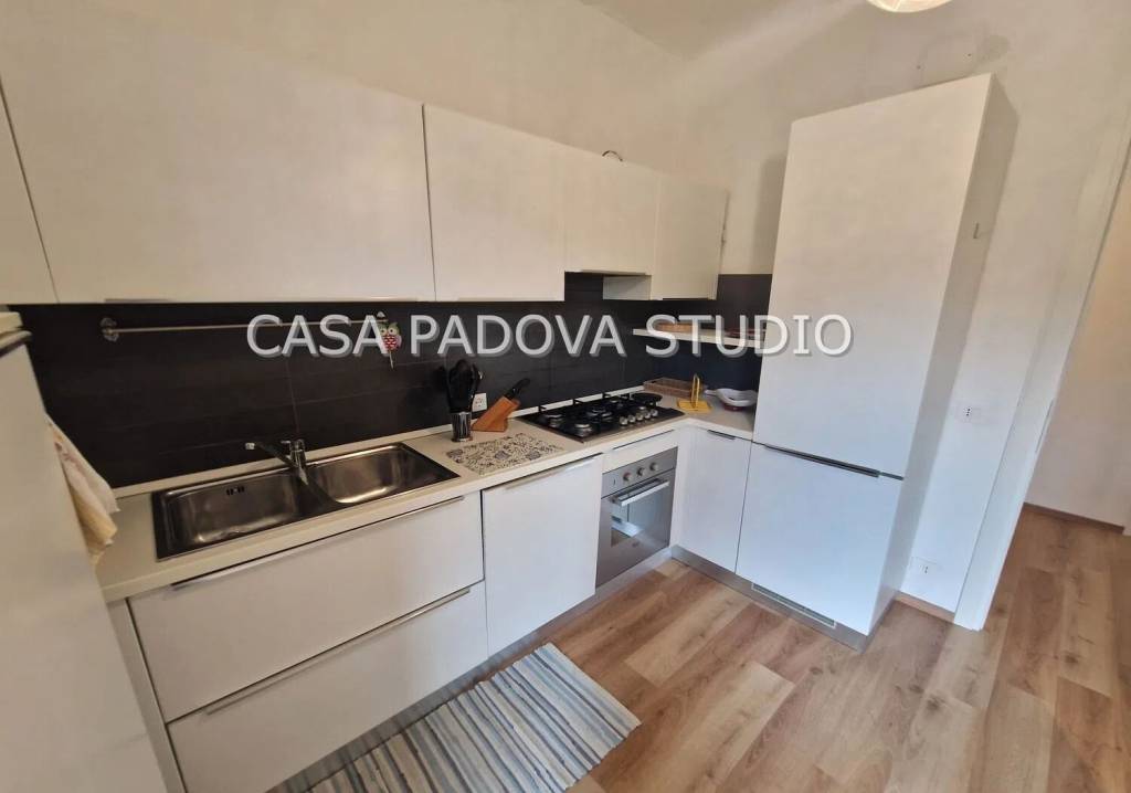 appartamento in vendita a Padova in zona Pontevigodarzere
