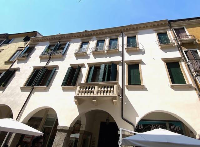 appartamento in vendita a Padova in zona Centro Storico