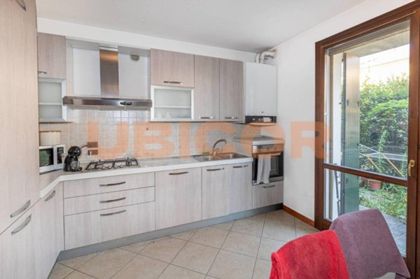 casa indipendente in vendita a Padova in zona Guizza