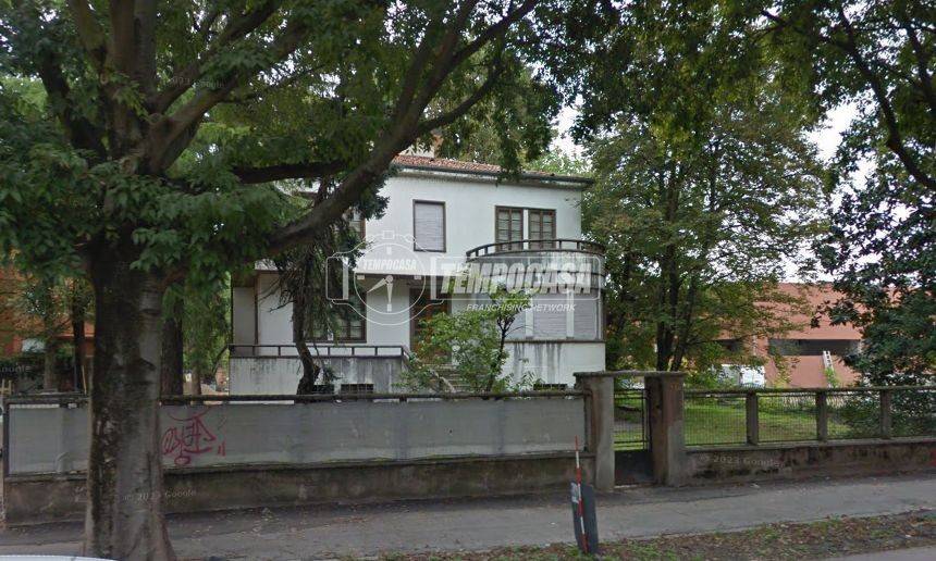 casa indipendente in vendita a Padova in zona Sant'Osvaldo / Santa Rita