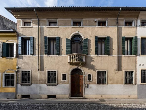 casa indipendente in vendita a Padova in zona Centro Storico
