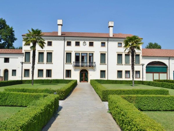 intera palazzina in vendita a Padova in zona Montà