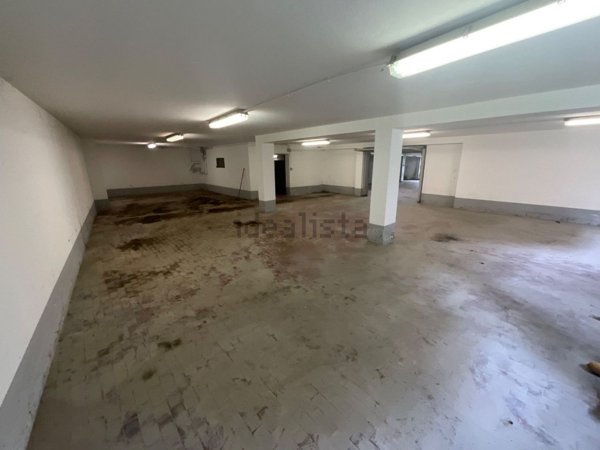 locale di sgombero in vendita a Padova