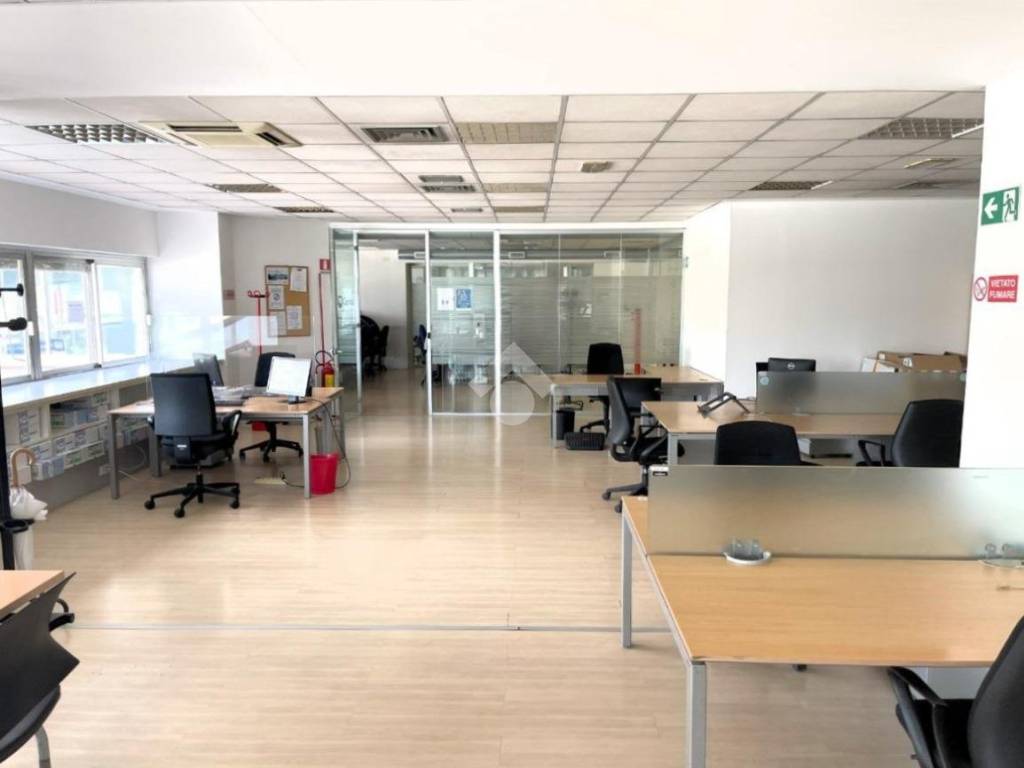 ufficio in vendita a Padova in zona Savonarola