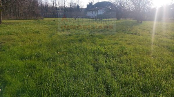 terreno edificabile in vendita a Padova in zona Brentelle