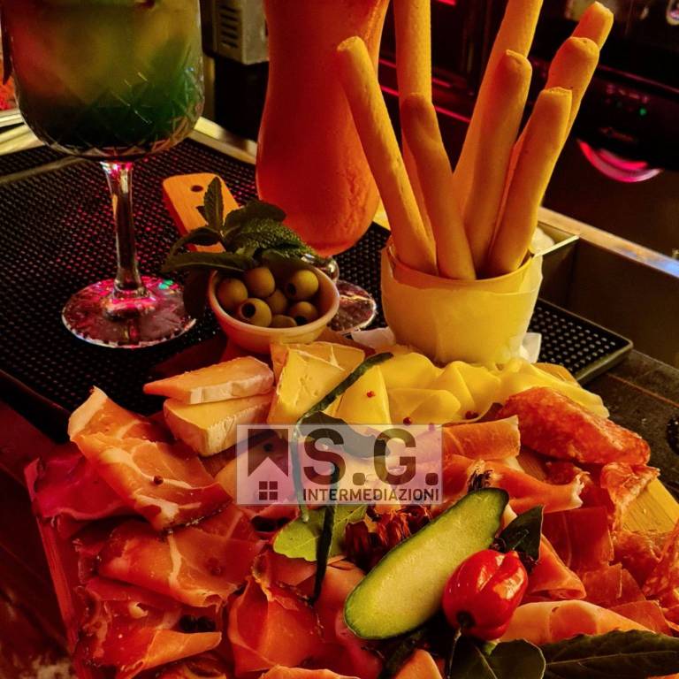 negozio in vendita a Padova in zona Centro Storico