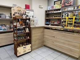 negozio in vendita a Padova in zona Sant'Osvaldo / Santa Rita