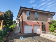 casa indipendente in vendita a Padova in zona Sant'Osvaldo / Santa Rita