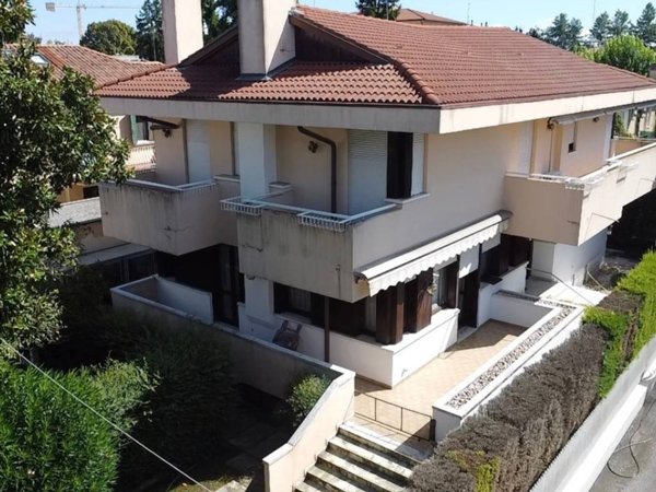 casa indipendente in vendita a Padova in zona San Carlo