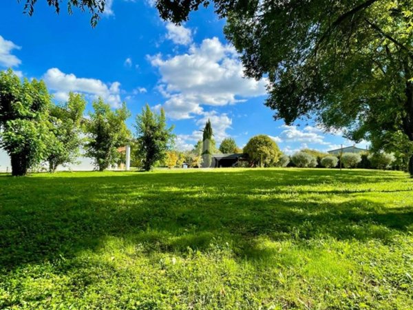 terreno edificabile in vendita a Padova in zona Mandria