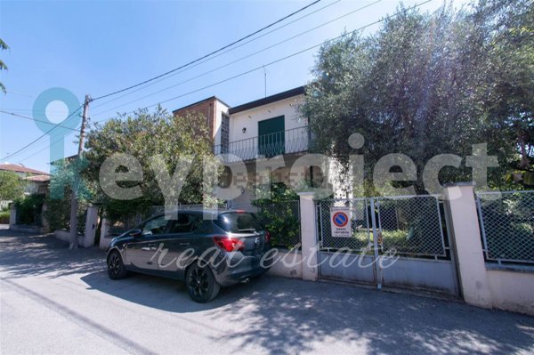 casa indipendente in vendita a Padova in zona Forcellini / Terranegra