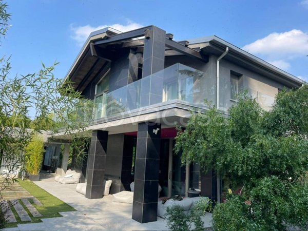 casa indipendente in vendita a Padova in zona Brentelle