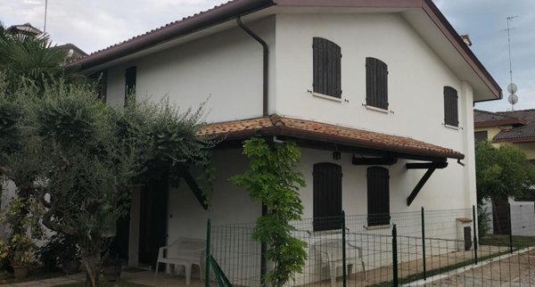casa indipendente in vendita a Padova in zona Guizza