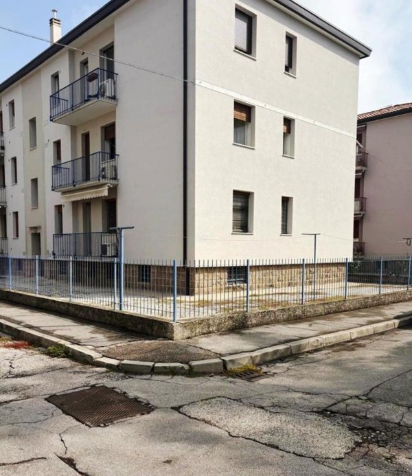 appartamento in vendita a Padova in zona Guizza