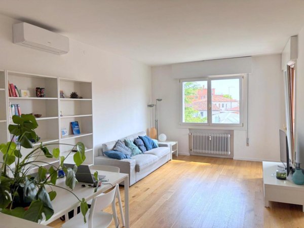 appartamento in vendita a Padova in zona Sant'Osvaldo / Santa Rita