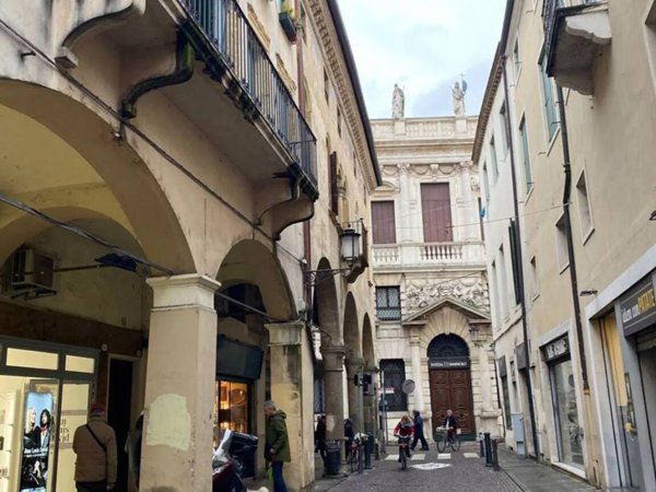 appartamento in vendita a Padova in zona Savonarola