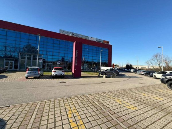 ufficio in vendita a Padova in zona Sacra Famiglia