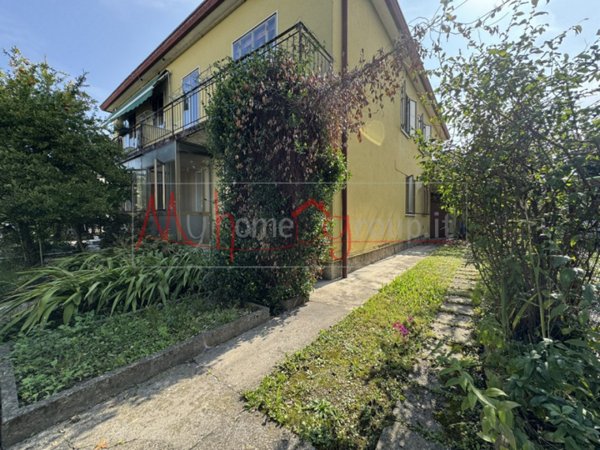 casa indipendente in vendita a Padova in zona Mandria