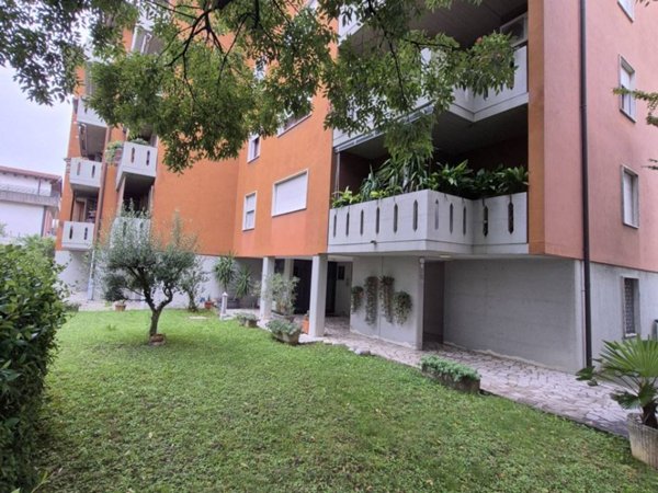 appartamento in vendita a Padova in zona Sacra Famiglia