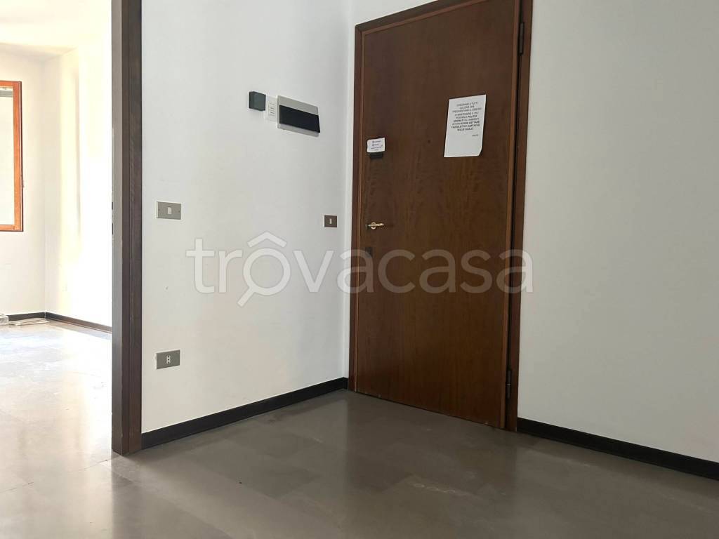 ufficio in vendita a Padova in zona Savonarola