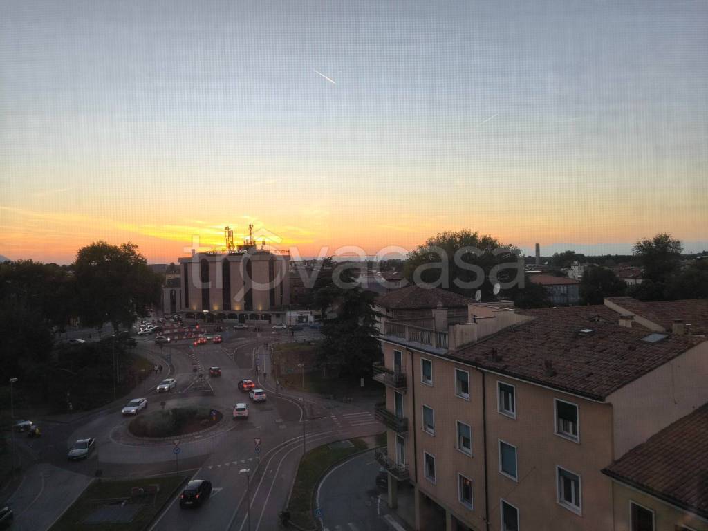 appartamento in vendita a Padova in zona Savonarola