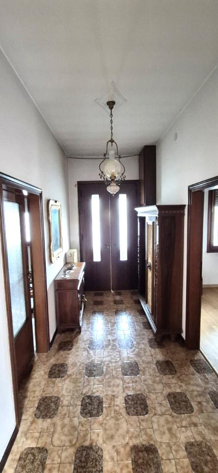 casa indipendente in vendita a Padova in zona Montà