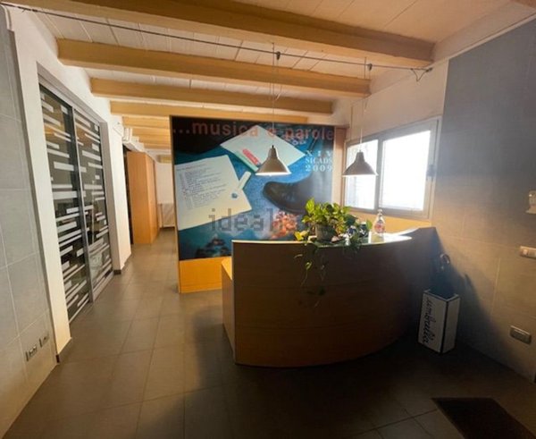 ufficio in vendita a Padova in zona Porta Trento