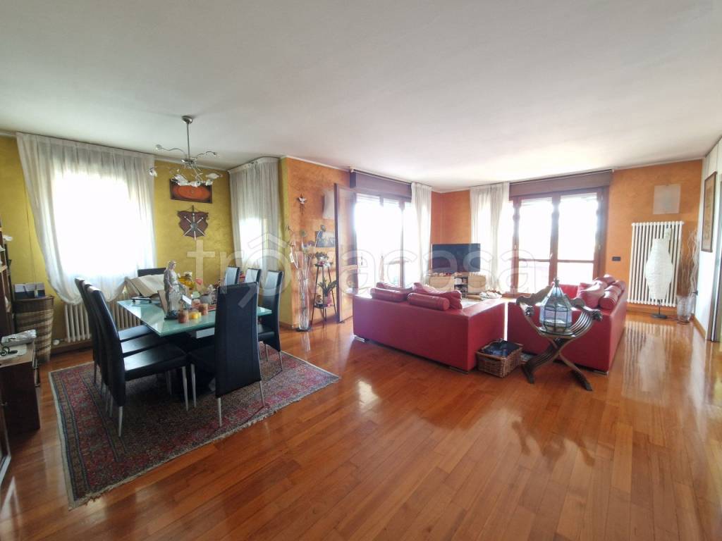 appartamento in vendita a Padova in zona San Carlo