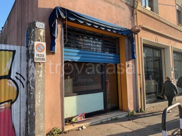 negozio in vendita a Padova in zona Arcella