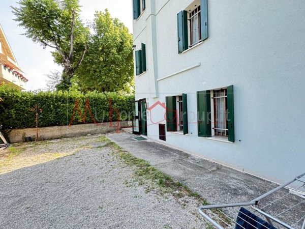 casa indipendente in vendita a Padova in zona Armistizio