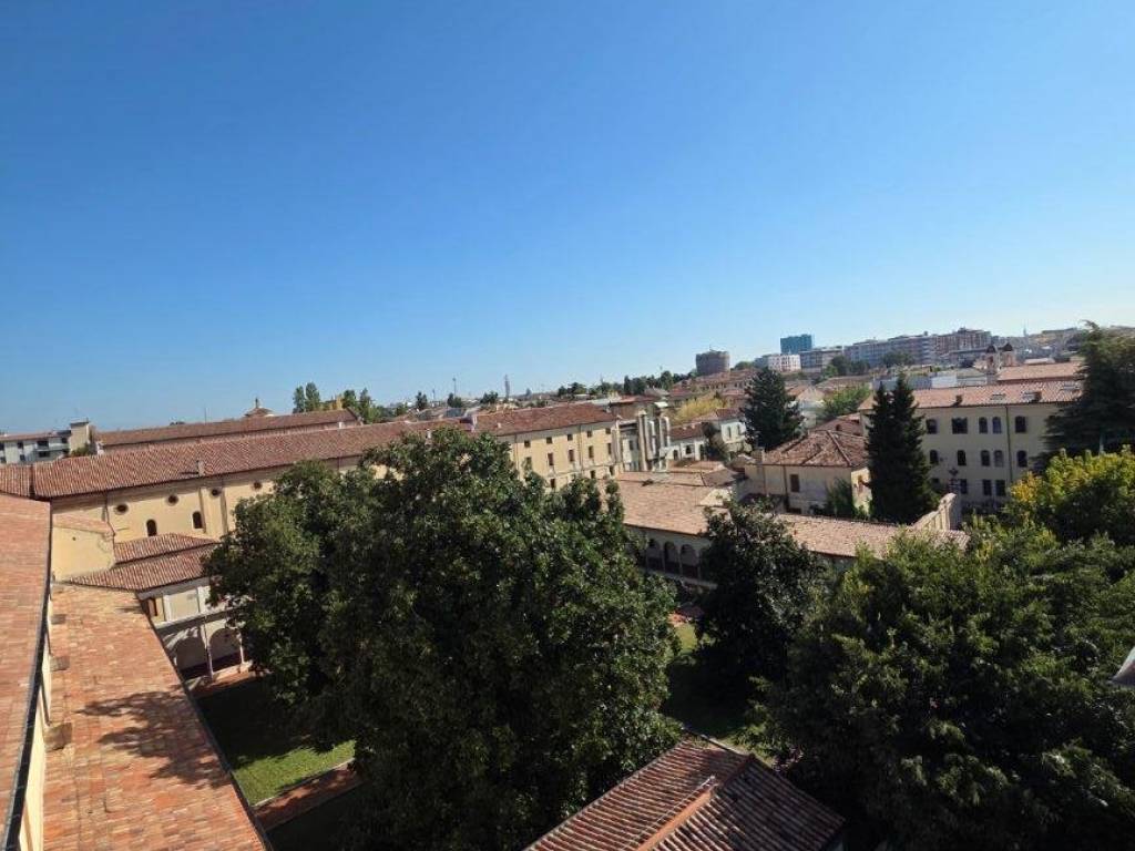 appartamento in vendita a Padova in zona Savonarola