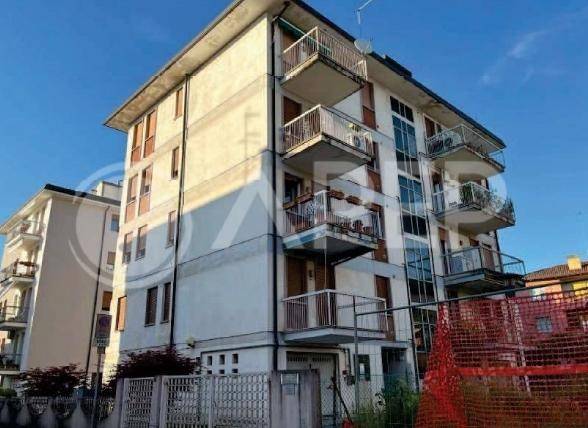 appartamento in vendita a Padova in zona Ponte di Brenta