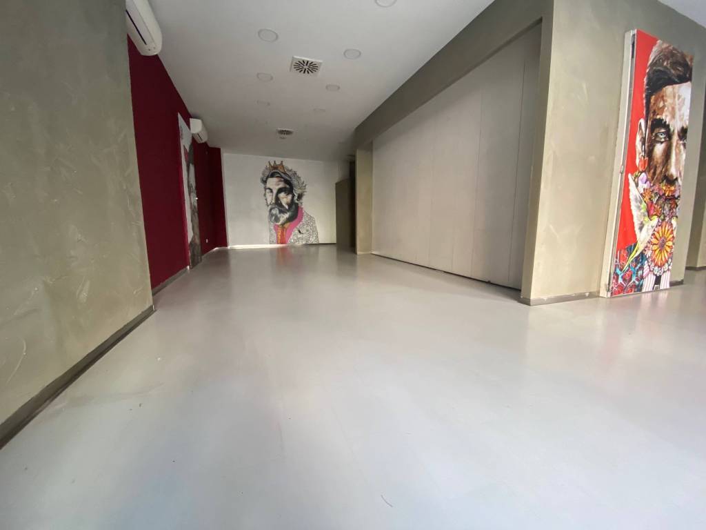 negozio in vendita a Padova in zona Savonarola