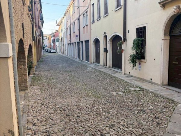 appartamento in vendita a Padova in zona Centro Storico