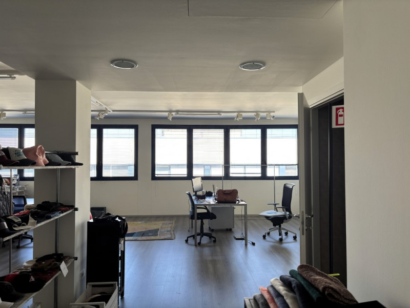 ufficio in vendita a Padova in zona Camin / Granze