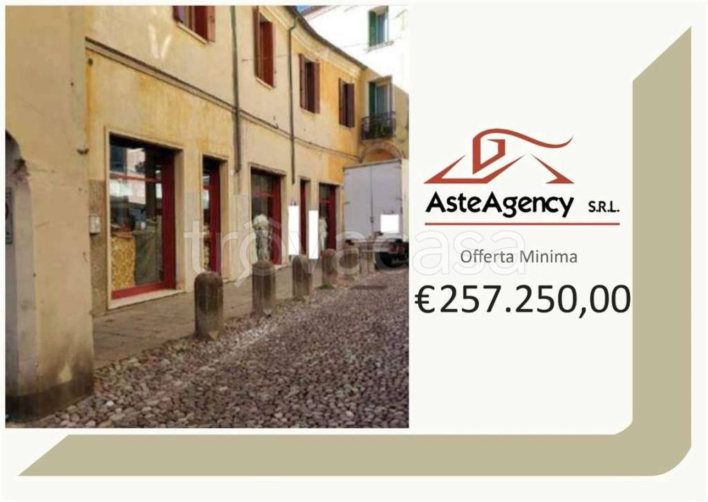 negozio in vendita a Padova