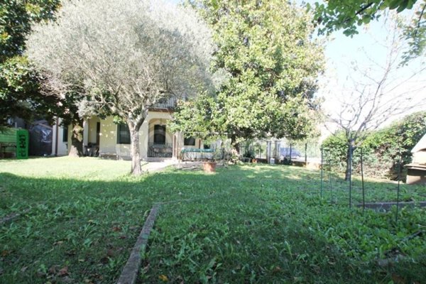 casa indipendente in vendita a Padova in zona Brentelle