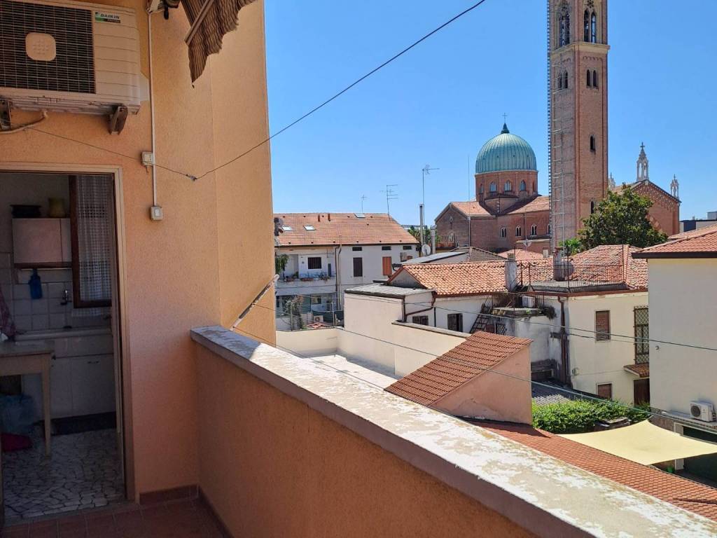 appartamento in vendita a Padova in zona Arcella