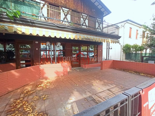 negozio in vendita a Padova in zona Stanga
