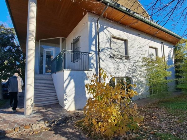 casa indipendente in vendita a Padova in zona Sant'Osvaldo / Santa Rita